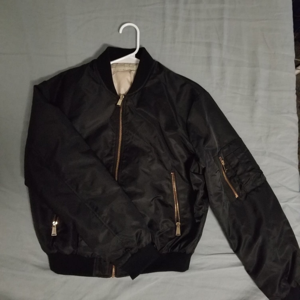 Basic BOMBER JACKET - Zara